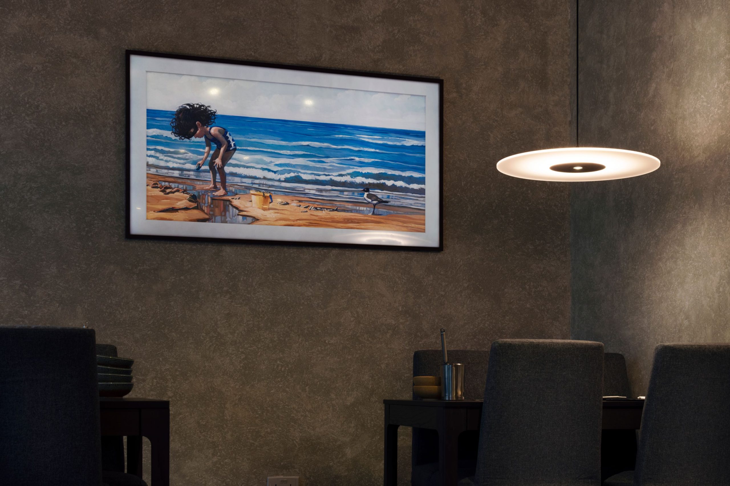 what about restaurant decor
