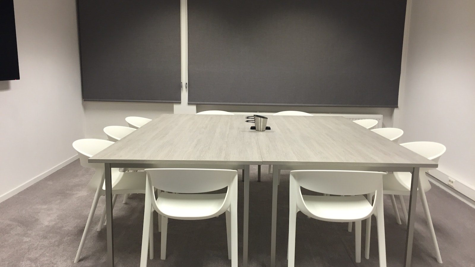 office meeting room key factors